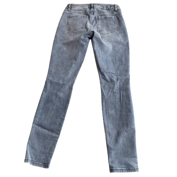 Cabi high skinny distressed jean gray blue size 2 - Picture 3 of 10
